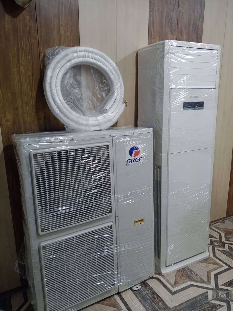 سبلت كنتوري 3طن نوع گري دبل مروحه على وضع الشركه مكفول كفاله عامه من اي تصليح ماطور نوع سكرو تبريد ثلج ماطور بلادي غاز شركه كامل مع كل ملحقاته سعر مليون و100 المكان غزاليه نهاية شارع المركز اتصال او واتساب ***********
