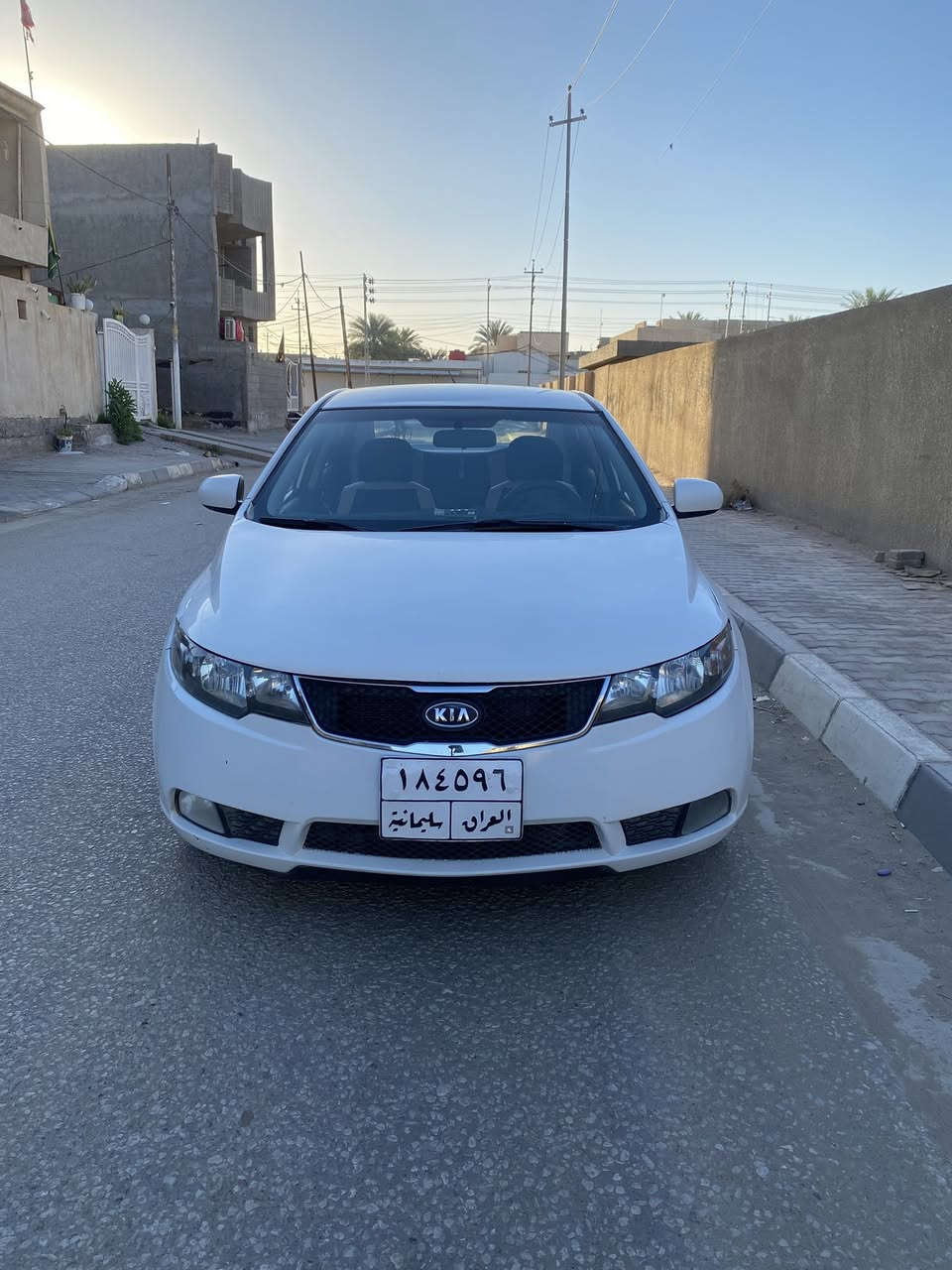 كيا سيراتو 2012
مبدل مكينة جديده 
مسوي إلها ادامه جديده بالكامل 
4 قطع مصبوغات فقط
السعر 88 بيها مجال قليل 
المكان / كربلاء - طويريج 
للاتصال ***********
