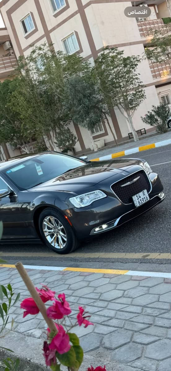 سلام علـيكم
كرايسلر اوبــامـا موديل 2019 اصل  
رقم بصره نكليزي تحويل ثاني يوم 
طابه تقرير مياء امطار وبيبان ثنين كلير 
من امريكا  بدون فتح وبدون معجون
كفاله عامه لباقي سياره جديده احله من الصور
مامشتغله. ع خط ابد  ماشيه 95 حقيقي
السعر 230 وبيه مجال  مكاني البصره.  
 رقم الهـاتف  ***********
