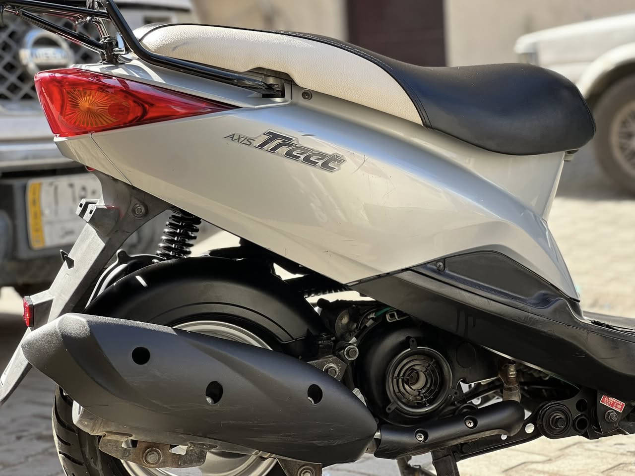 سلام عليكم اكزز تريت جديدة بمعنى لكلمة وين ميعجبك افحص وين ميعجبك وديها مكفوووولة كفاااالة عاااامة 
ماشية 38 الف حقيقي 
دراجة تتعب تكول جديدة 
سعررر مليون و250 الف
مكاني بغداد 
للاستفسار 
***********
