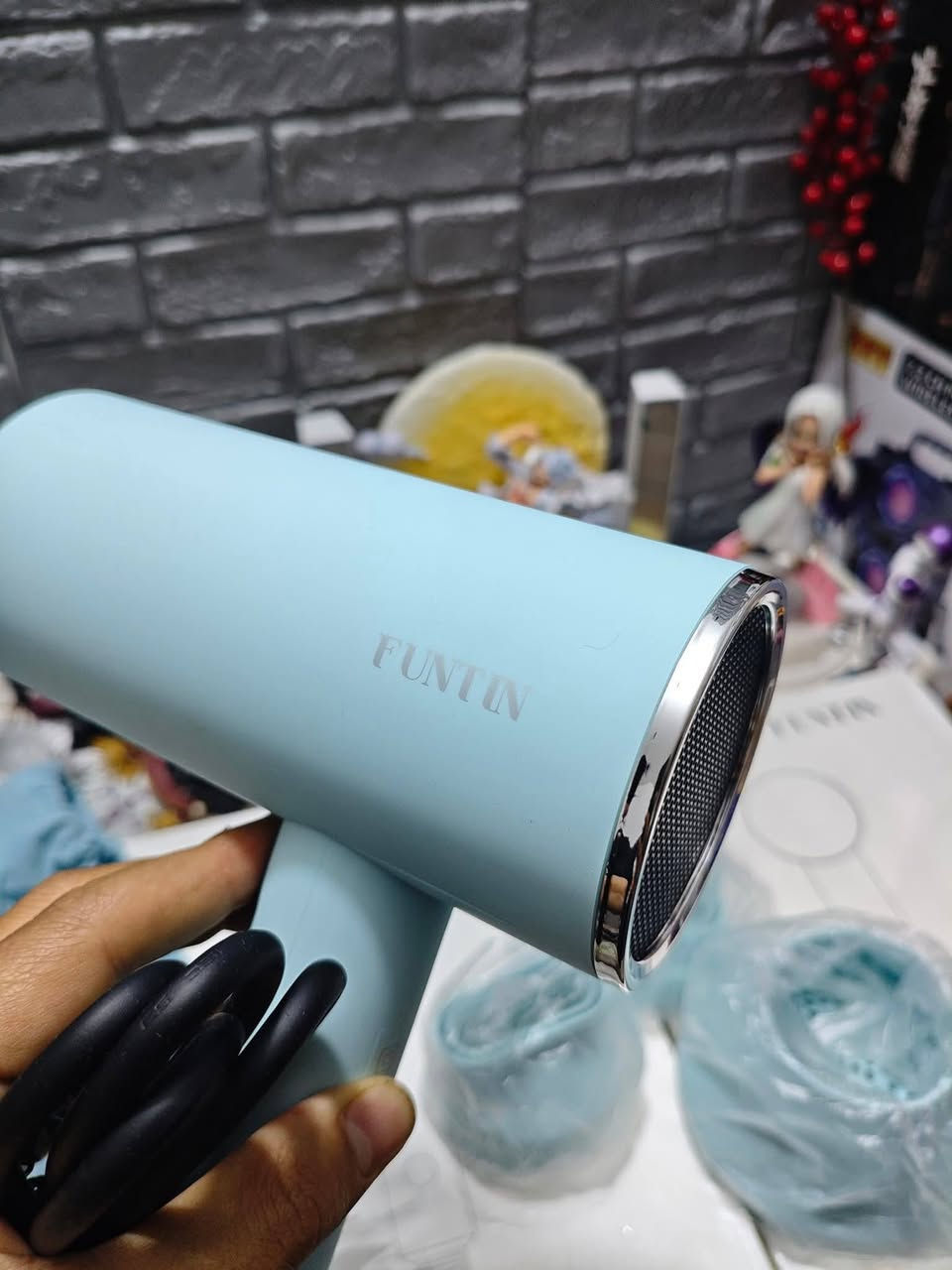 سشوار جديد غير مستخدم 
سعر القطعة 18 الف


**إذا كنت صاحب هذا الإعلان وتريد حذفه لأي سبب، رجاءا أرسل رسالة إلى الدعم الفني**