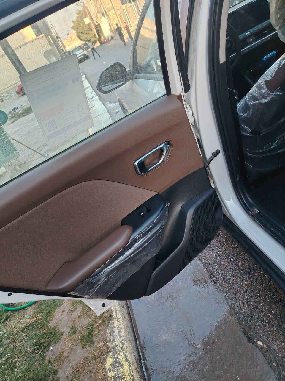 سلا عليكم كي فور خليجيه مكينه 2000 مال دوليه ام الضمان مكفوله كفاله عامه رقمه بغداد ماشيه 14الف سياره بوضع الشركه مكان الغزاليه ***********
