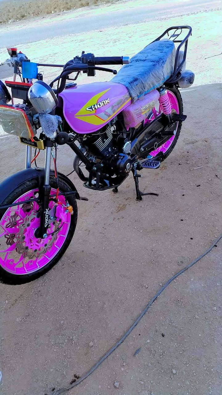 سلام عليكم سيفان 25للبيع
مكفوله كفاله عامه محرك150نضافه فوول 
شوفت عينك احسن من صوره 
مكاني الحمزه الشرقي السعر خاص او تتصل على الرقم 
***********
