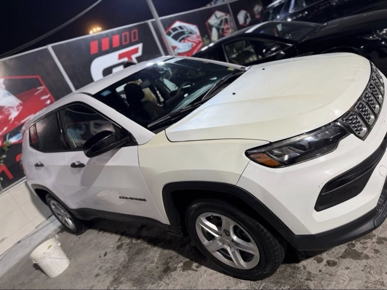 سلام عليكم 
جيب كومبارس 2023 sport 
مكينة 2000 توربو 
شاشة 
كامرة خلفية 
تحكمات ستيرن 
كروز 
شفتات خلفية 
تحديد مسار 
حساسات جانبية خلفية 
ضربة جاملغ وبنيد + راديتر التوربو نضوح قليل بدون ايرباك 
الدعامية نفسهة مالتهة واللحية مالتهة والباقي مكفول 
ماشية 40.000 km 
السعر 155$ وبيهة مجال بسيط 
للاستفسار الاتصال على 
***********
***********
