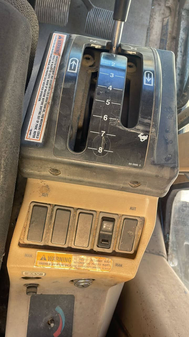 الملك لله...
للبيع كريدر كتر 12Hمديل 99دخول جديد منفيس بسمنه مكينه 6بم ونوزل سوبر جاهزه للشغل مثل ماواضح بصوره مكاني ذي قار قضاء الرفاعي للاستفسار ***********،، ***********
