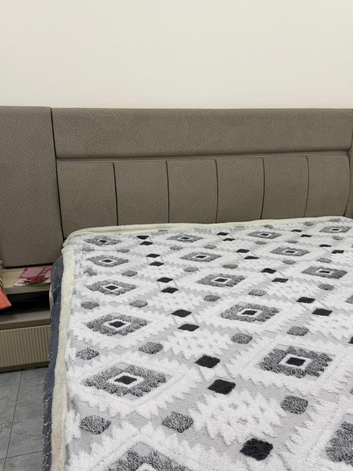 السلام عليكم
غرفة نوم جديدة للبيع صار ست اشهر من اشتريتها بس انقلنه لبيت جديد والغرفة طلعت كلش صغيرة وعندي الوصل مالتها ماخذتها ب مليونين ونص 
وهسه أريدها بمليون ونص كلش جديده 
المكان مجمع الأيادي السكني 
للاستفسار الاتصال على الرقم 
***********
