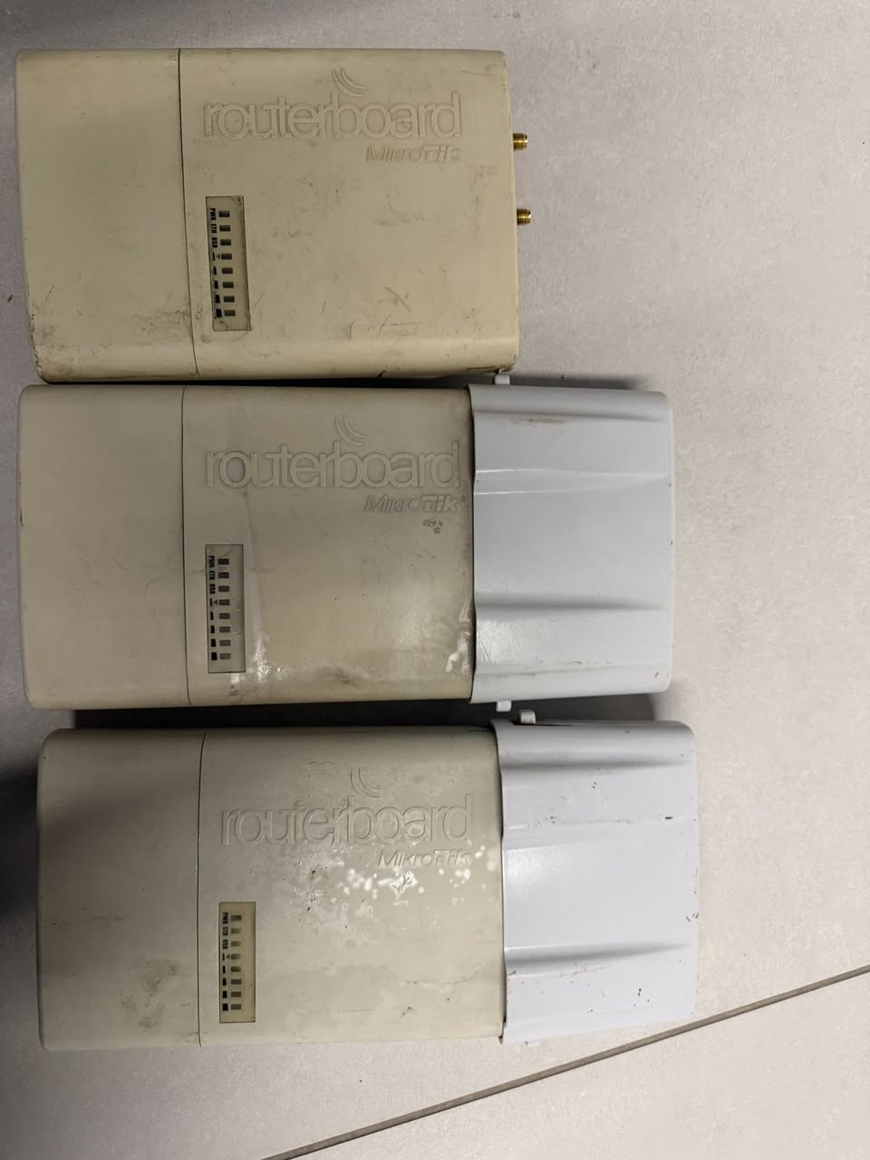 توفر لدى مكتبنا 
روكت xw سعر القطعه 90 الف
912 سعر القطعه 35 الف
سكتر m2 مع 912 سعره 40 الف
عاكسة مكسما 850سعره 80.000
عاكسة مكسما 900 سعره 70.000
عاكسة فالكون شاشة انفتر سعره 65.000
يوجد لدينا توصيل لكافة المحافظات 
***********
