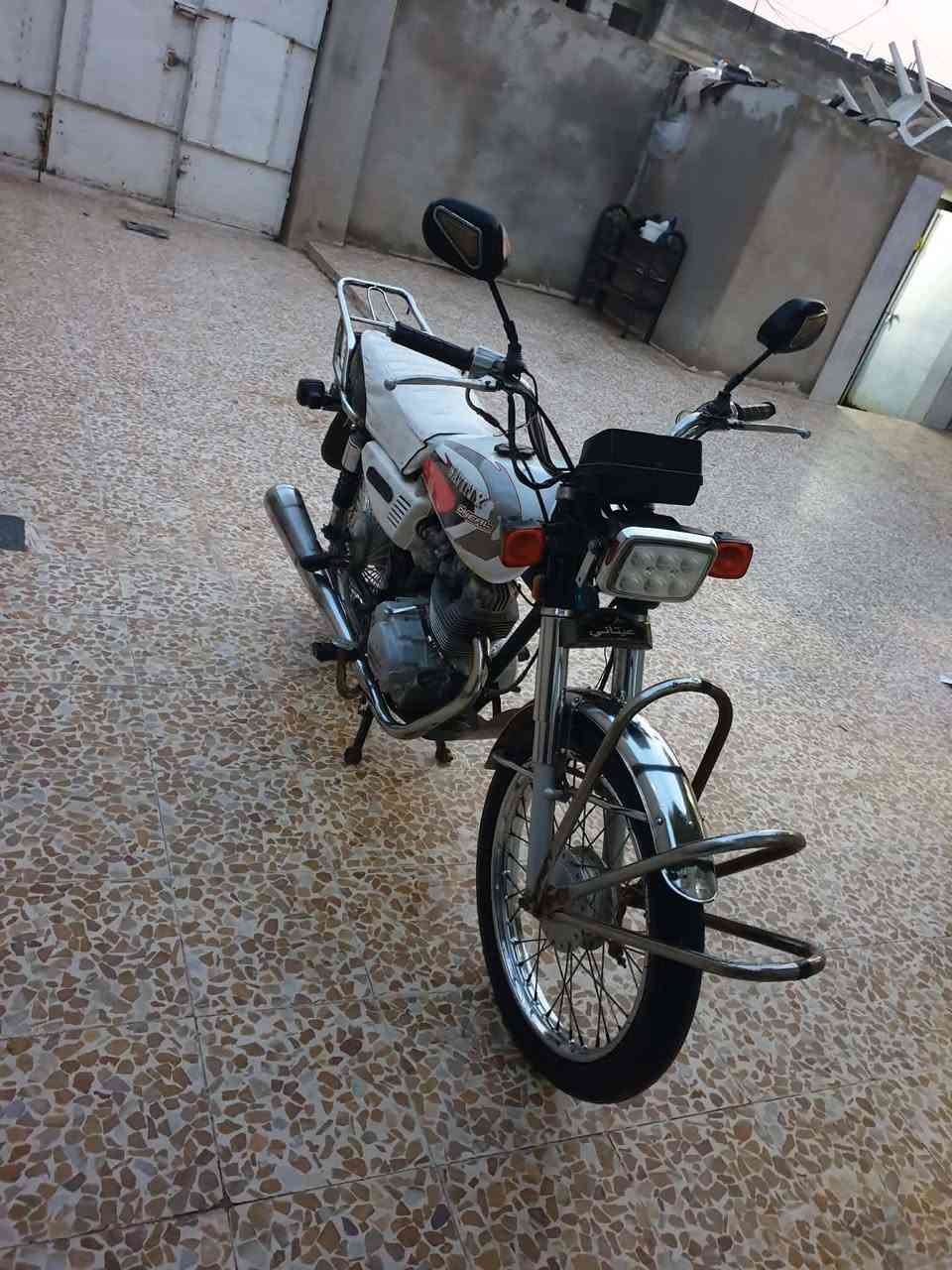 السلام عليكم ماطور بارت 5 تسعات
ماطور جاهز كلو شرط السعر 250
للإستفسار الاتصال على الرقم 
***********
