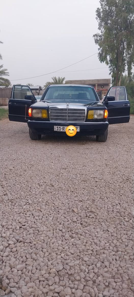 سلام عليكم سيارة 🚗مرسدس البيع موديل 88 محرك بطه  سياره نضيفه حيل مصبوغه عام الجماليه تايرات تخم جديد محرك مكفول ما عيزه برغي سنويه جديده السعر 48بيه مجال حك جيه وتفصيل عله رقم ***********
