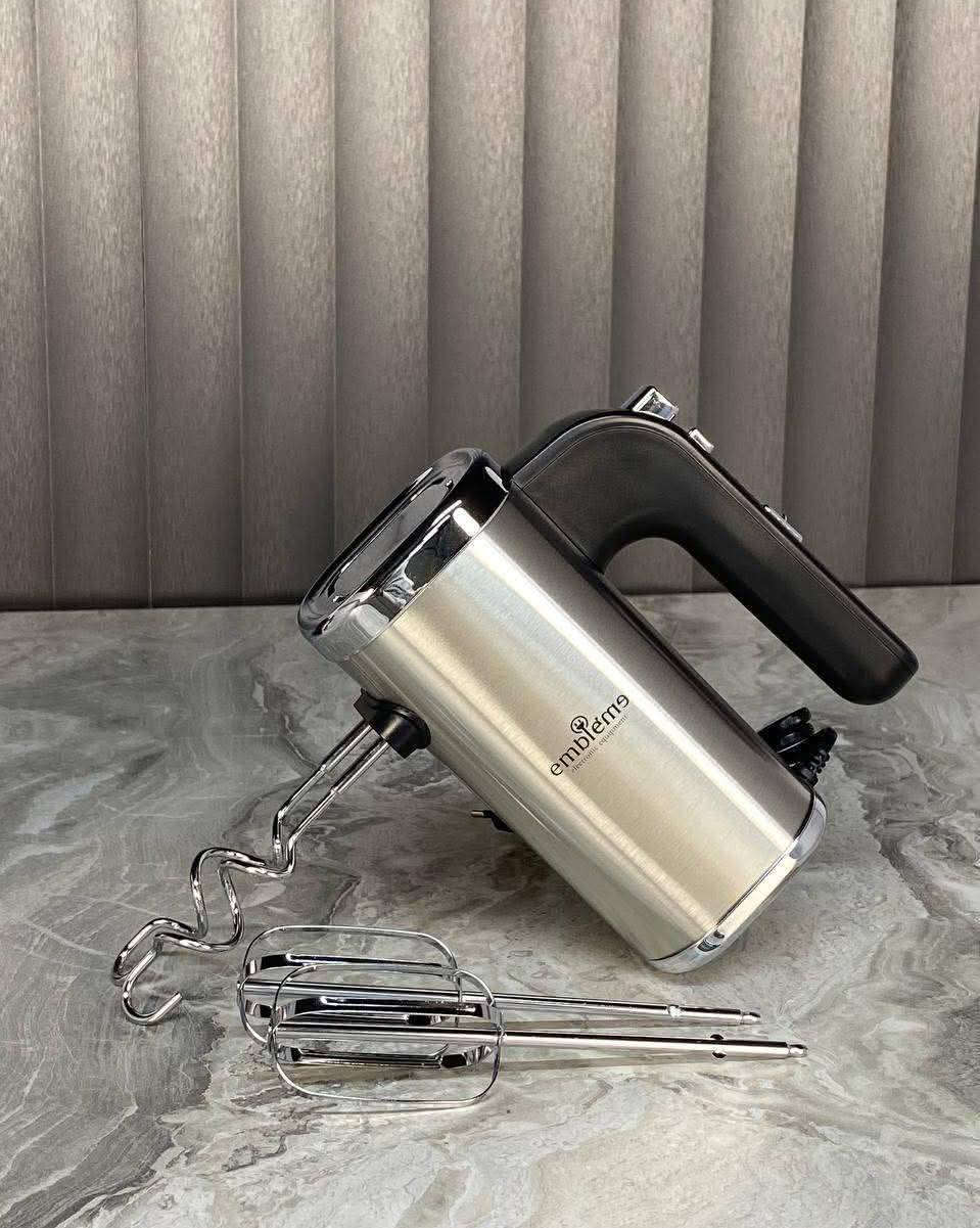 صباح الخير والعافية متابعينا الغوالي وفرنالكم 👇🏻👇🏻👇🏻

خفاقة إمبليوم – الاختيار المثالي لكل مطبخ!
الاصدار الجديد 🇩🇪💯
المميزات:
 • حجم كبير لسهولة الاستخدام.
 • غلاف خارجي من الستانلس ستيل عالي الجودة – متين وأنيق.
 • 4 ملحقات متعددة الاستخدام للخفق والعجن.
 • ماطور قوي مع ملف نحاس لضمان الأداء العالي وطول العمر.
 • 5 سرعات لتلبية جميع احتياجاتك في المطبخ.
 • قدرة حقيقية: 300 واط.
• متانة وقدرة عالية تختلف عن باقي الانواع 

 
للحجز والأستفسار مراسلتنا 📩📨 
او الاتصال ***********
التوصيل لجميع المحافظات 🚚🚚
