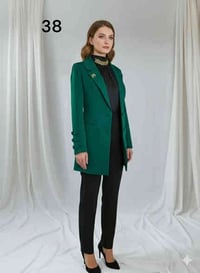 ستر قطع اخيره  القياسات مكتوبه على الصور  سترة صناعه تركي مبطن  للحجز ...