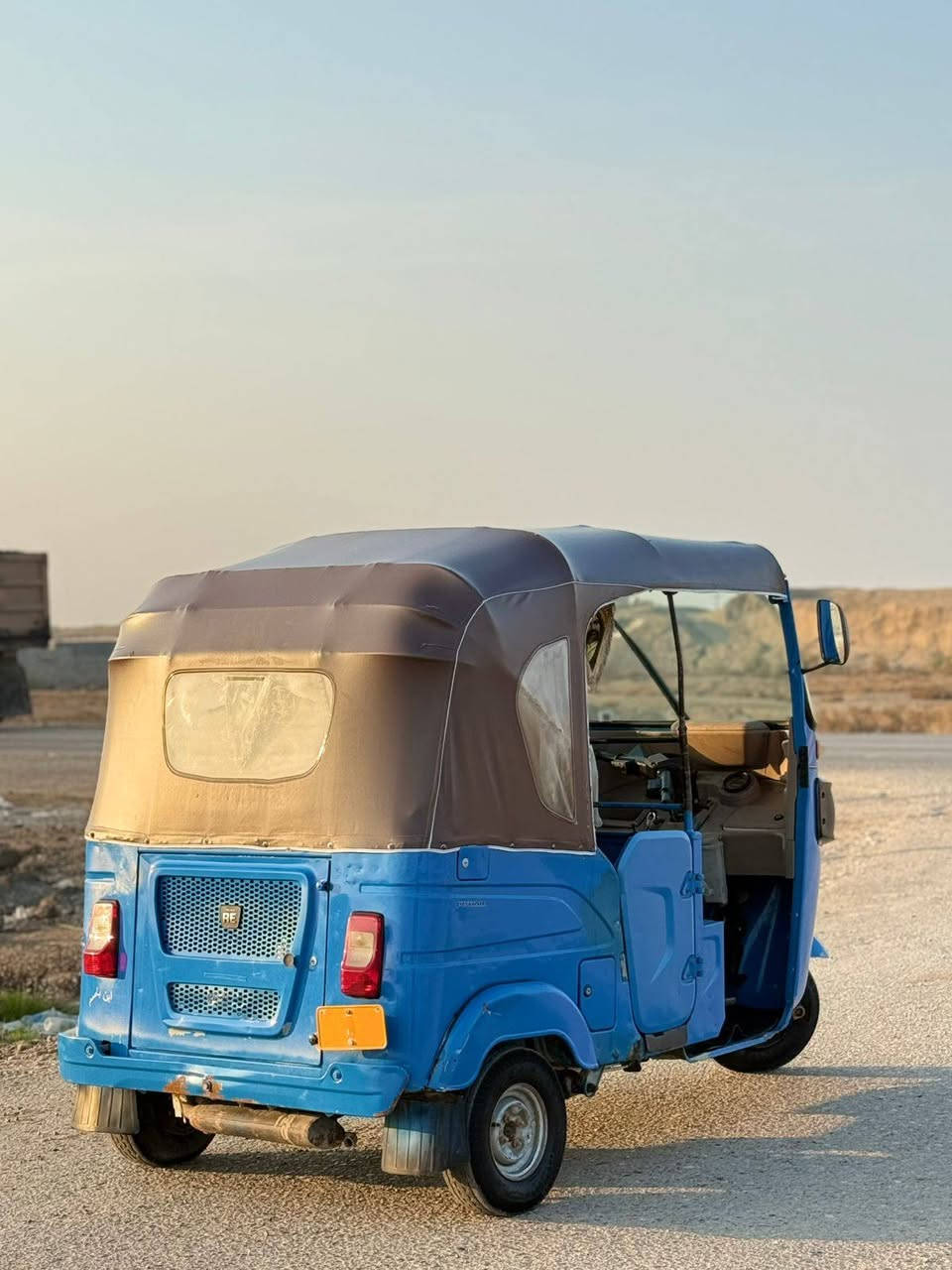 السلام عليكم
تكتك البيع 
موديل 2021
مكينة بلادي 
فقط الصفحة بيه معجون قليل 
ولغد واحد معمر 
تكتك جاهزة 
السعر 7400 وبيهة مجال 
الاتصال ‏‪***********‬‏
