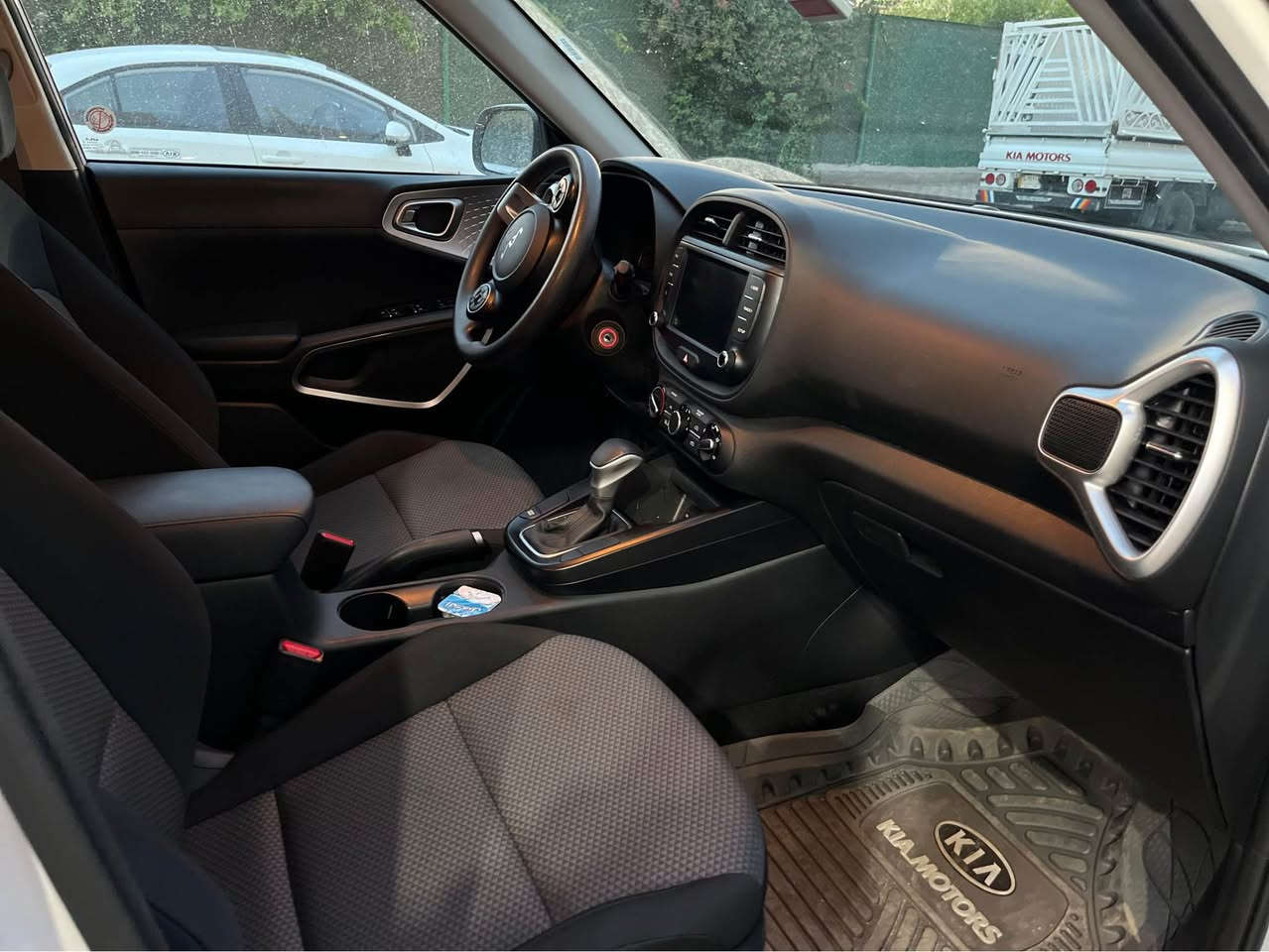 للبيع صول موديل 2022 بدون حادث ماشية 80 الف للاستفسار الاتصال *********** كربلاء, العراق
