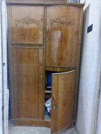 اغراض نضيفه جدا العنوان البلديات ٠٧٧١٨٤٦٤٧٢٧