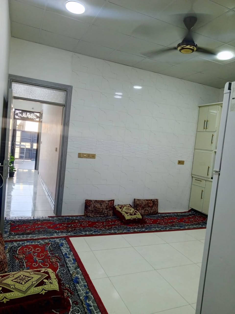 اعلان 📣📣
دار للبيع زراعي مساحه 100متر طول صفر بناء جديد ودرجة اولى سيراميك  وجاهز للسكن   🏠
يتكون من غرفة نوم صاله مطبخ واستقبال صحيات  درج خارجي

موقع العقار زراعي حي العسكري قريب مسجد المشكاة 🏠
سعر مناسب 42 بيه مجال بسيط 

استفسار على الرقم ‏‪
***********
***********📞
او واتساب كركوك, العراق
