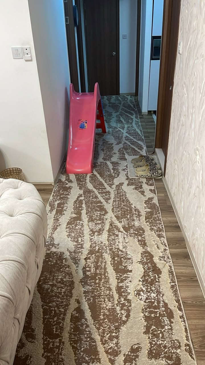 تخم متكون من 6 مقاعد 
كلش جديد وسفنچه جديد ورجلينه حديد  والمقاعد بيها سحاب تكدر تنفتح وتنغسل  تخم جديد مجرد يحتاج غسل لان لون اوف وايت
ويا موكيت ومدات 3 للمدخل والممر سعره 400 وبي مجال بسيط
@إشارة


**إذا كنت صاحب هذا الإعلان وتريد حذفه لأي سبب، رجاءا أرسل رسالة إلى الدعم الفني**