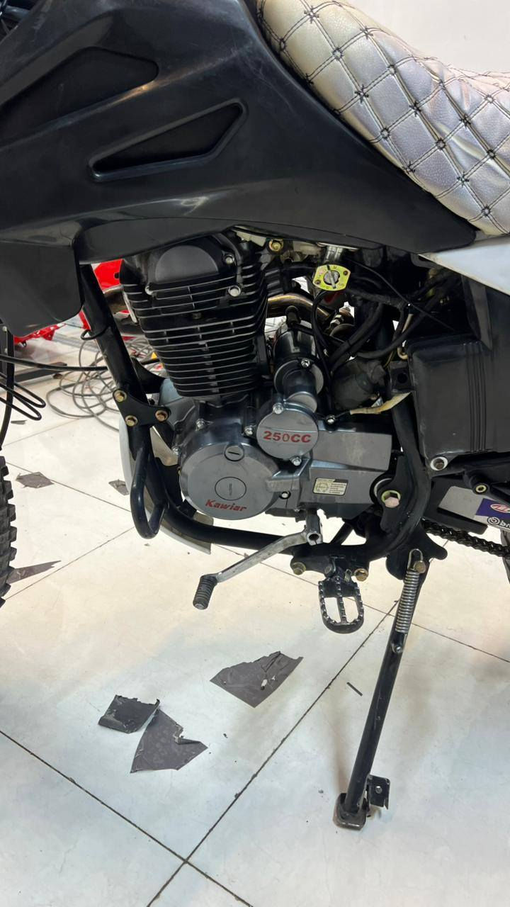 قفاز كويار 2023 مامفتوح كهربائيات كامل للبيع سعر ٨٥٠ وبي مجال او مراوس crx رقمي ***********
