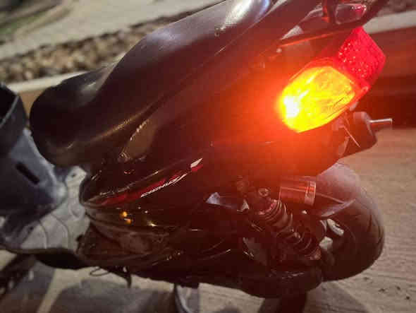 السلام عليكم سكنس فحل فول تزويد السعر 500 كهربائيّاته كله شغالة شغل وطلع نكرة سلف
تزويدهة 
يدات بريك اصلي 
صالنصة رياضي اصلي
بكلايت واشاير برتالي 
دبلات كرزيات اصليات
كور رياضي تتمارك 
سلف اصلي رياضي 
فج وصينية 
مكاني حي اور او مدينة ***********رقمي
