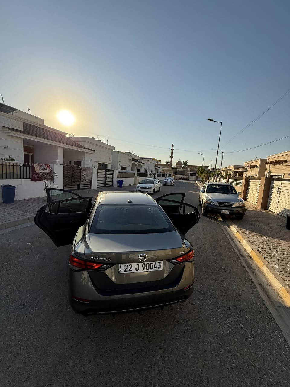 السلام عليكم 
من رخصة الادمن 
نيسان سينترا 2022sv 
المواصفات sv المعتاد عليه 
السيارة مابيها صبغ حادثها امريكا وكلش بسيط 
رقم اربيل باسمي تحويل ثاني يوم 
سنوية جديدة 
السيارة ما تحتاج دينار صرف 
السيارة مال بيت ونظيفة كلش
السعر ، اتصل علية وما يصير خاطرك الا الطيب
مكان السيارة كركوك 
***********
