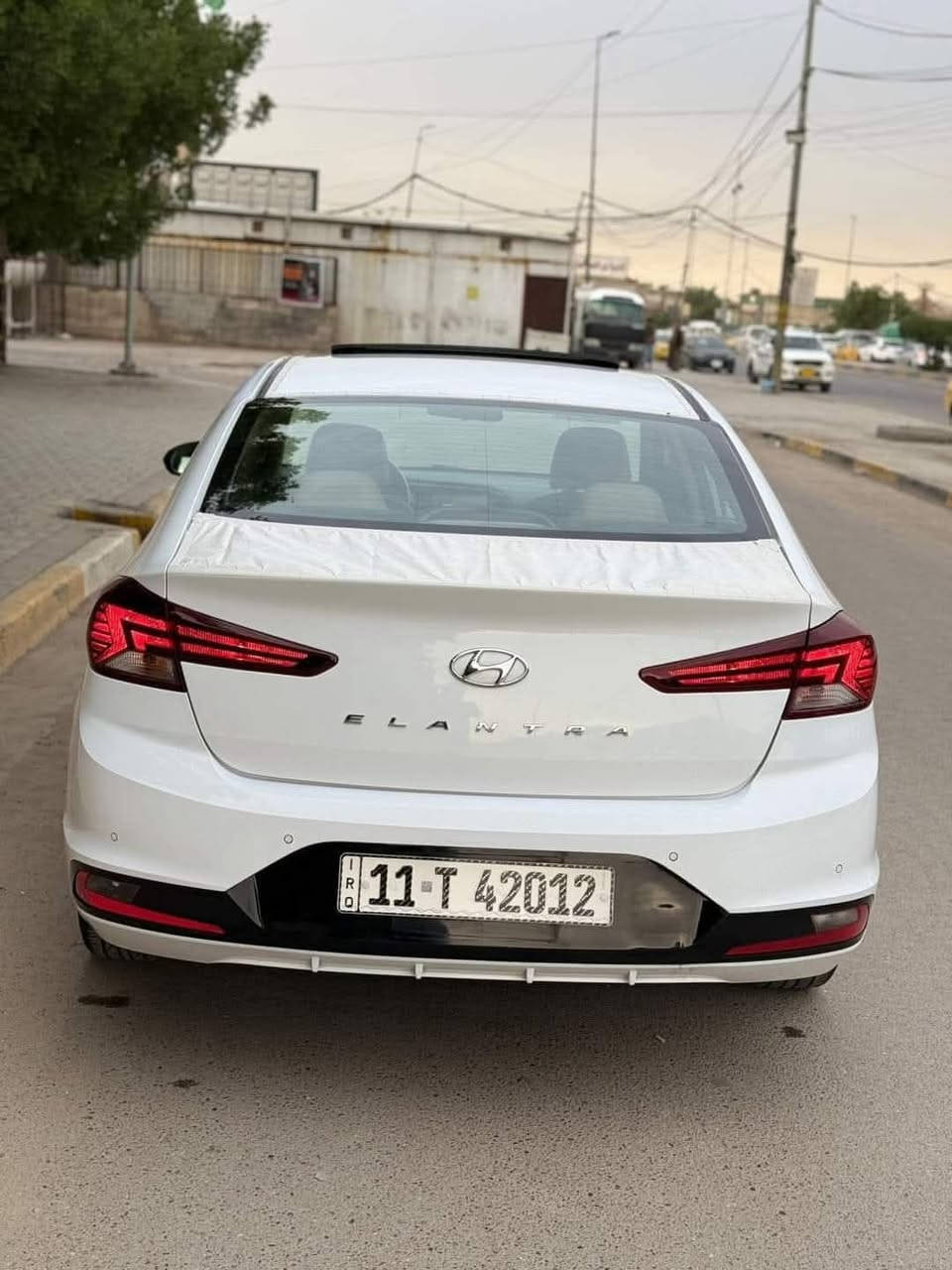 سلام عليكم 
النترا 2020 خليجي
فول مواصفات للاخير...  1/1
مكفوله من الصبغ والتبديل والبارد كفالة 
ماشيه 38 الف حقيقي 
جديده اخت الزيروووو 🤩
مكينة 2000 دوش 
رقم بغداد بإسمي تحويل مباشر 
سيارة جديده بوضع الزيرو كلها على وضع الشركة. 
مكان بغداد علي الصالح 
للاستفسار *********** وتساب
