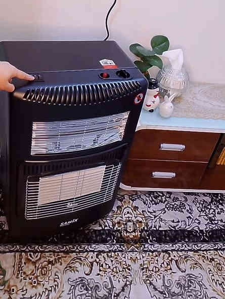 مدفأة غازية وكهربائية ماركة SAMIX

🖋️تعمل على الغاز والكهرباء
🖋️تدفئة سريعة مع أداء عالي
🖋️ثلاث شمعات للتشغيل على الكهرباء
🖋️زران للتحكم بتشغيل او اطفاء شمعات الكهرباء
🖋️ثلاث درجات للتشغيل عن طريق الغاز ( منخفض, معتدل, مرتفع )
🖋️مكان مخصص لتخزين قنينة الغاز داخل المدفأة
🖋️خمس عجلات لسهولة الحركة
🖋️ضمان لمدة سنة من تاريخ الشراء
🖋️اعلى حد لاستهلاك الغاز: 290 الى 110 غم في الساعة
🖋️الطاقة الكهربائية: بين 400 - 800 - 1200 واط اعتمادا على عدد الشمعات
🖋️أبعاد الجهاز: 69  41  34 سم

السعر 77 الف
توصيل 3 الاف لجميع المحافظات🇮🇶
للحجز راسلونا📲
واتساب ***********
