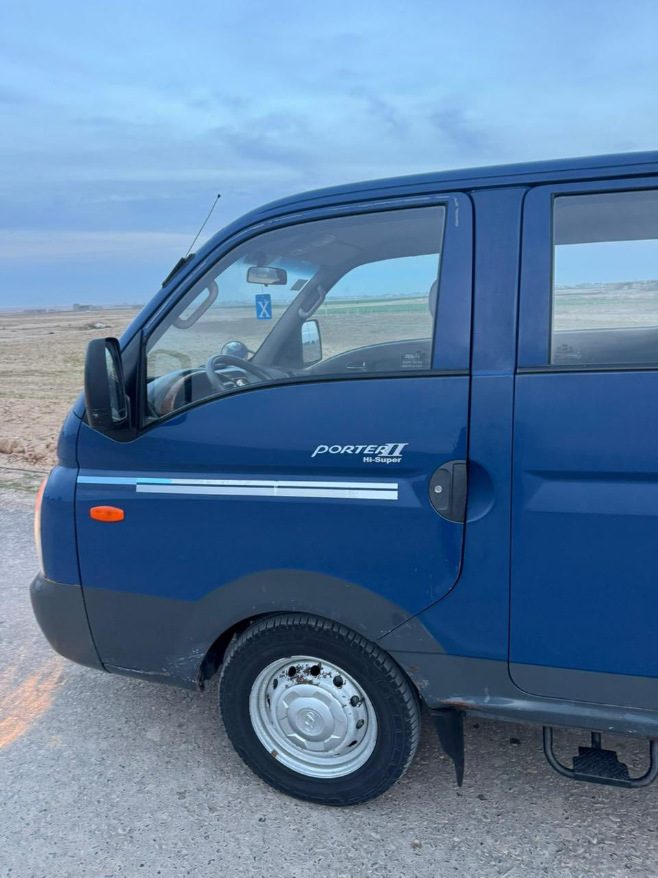 السلام عليكم 

للبيع هونداي بورتر 2010 

‭0782 244 7955‬
