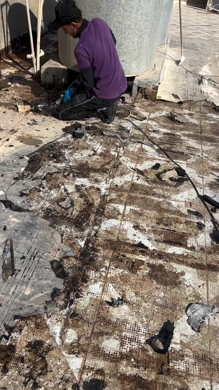 احمي بيتك عازل اسطح الستايكر الكاشي الكونكريات وداعان للستايكر والكاشي بعد بضمان 10 سنوات كادر متخصص وشراف هندسي 
***********
