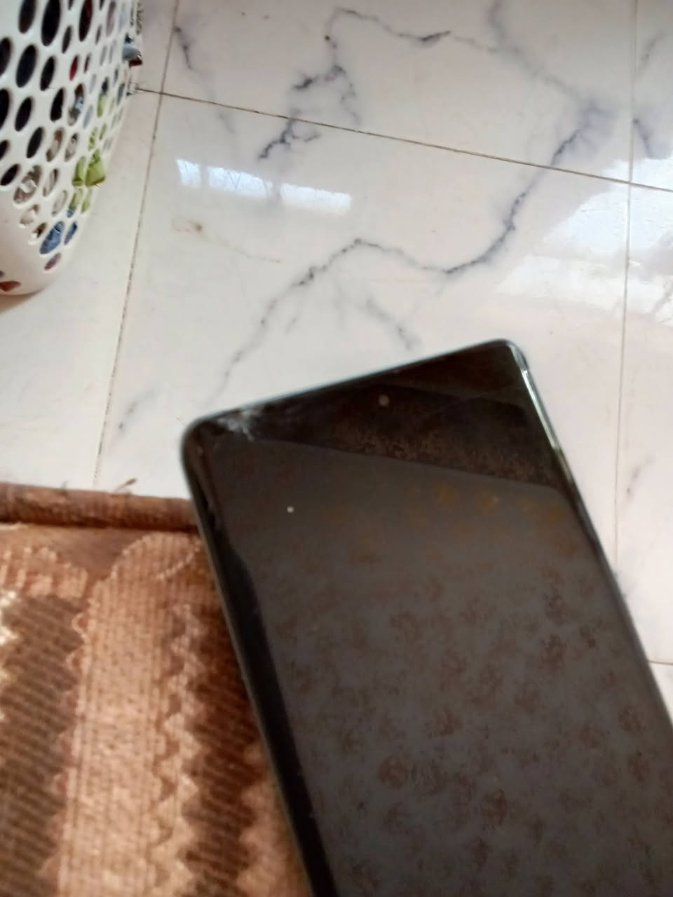 هونر x9c
ذاكرة ٢٥٦
بي فطر بالشاشة مثل ما موضح استخدام طبيعي وما مأثرة ابد

سعر ٢٠٠
تواصل واتساب ***********
