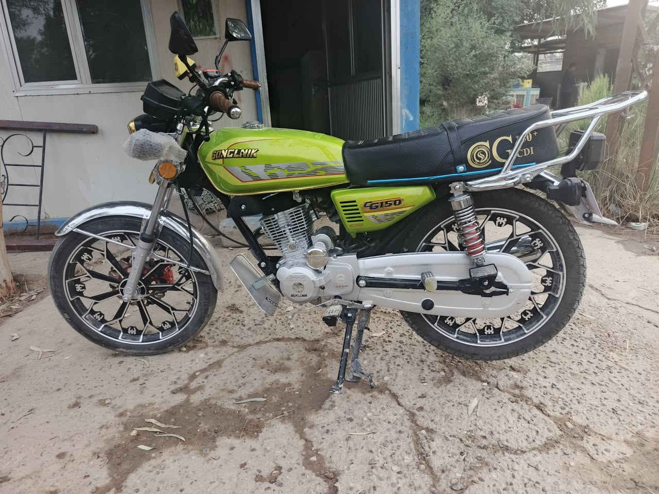 دراجه سيفان 2025 دراجه جديده صار لها شهر من طالعه من  الوكيل تشغيل عن بعد للاتصال ***********
