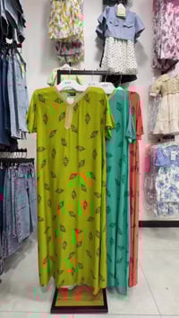 توفر لدى مجمع ستايل فأملي دشداشه نسائي  القياسات من L إلى 5XL العنوان ...