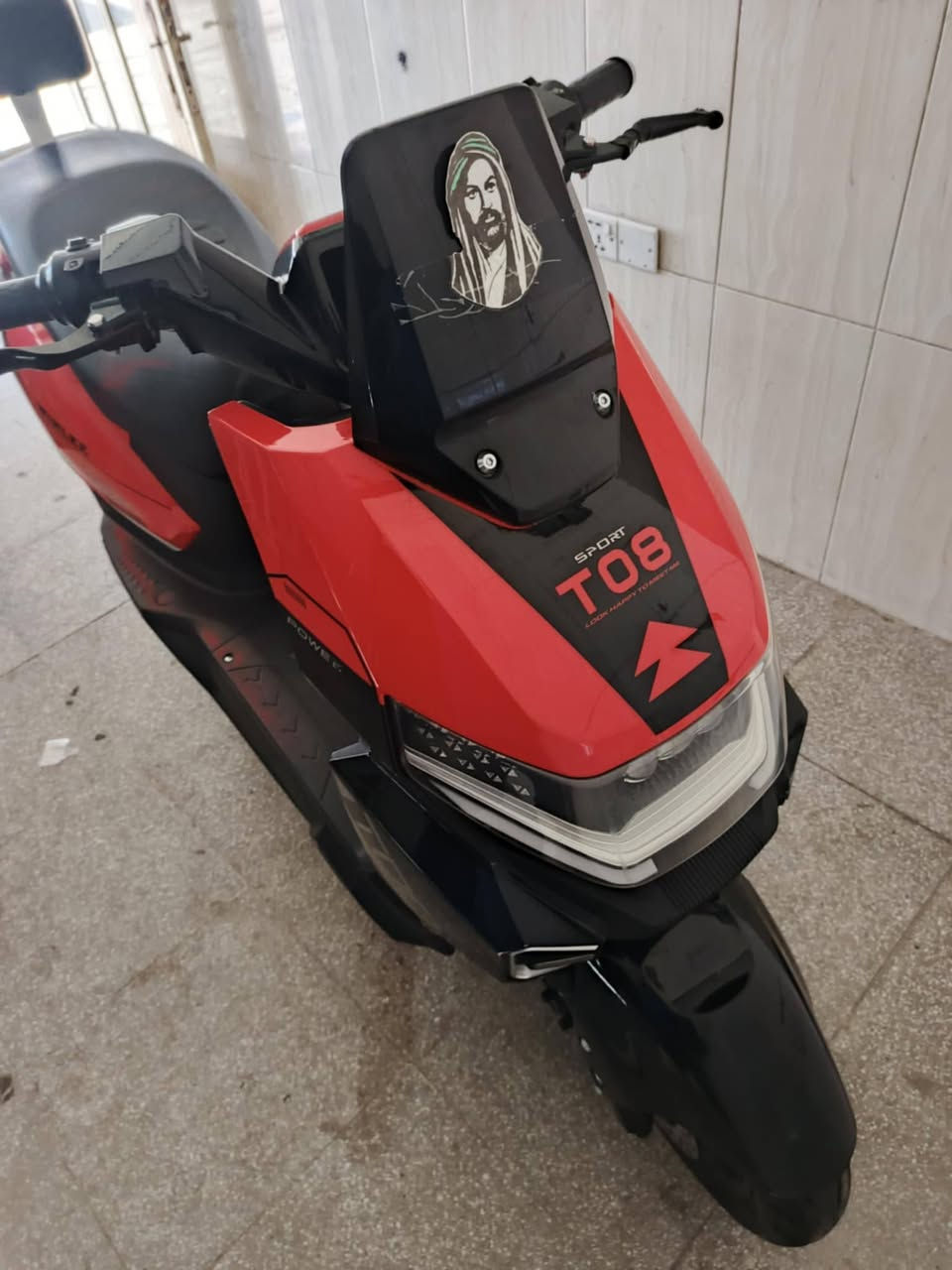 سلام عليكم دراجه شحن لبيع جديده كلشي مابيه ٦ باتري سعر ٨٥٠ بيه مجال حك لجيه هذه ارقم***********
