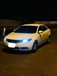 كيا سيراتو • ادوات • بصرة