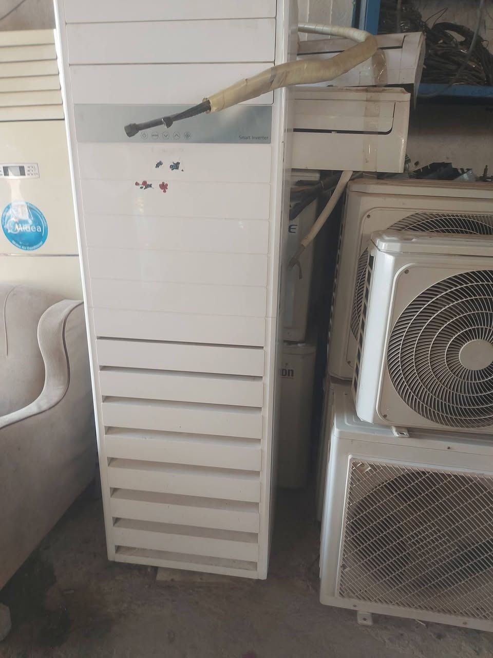 السلام عليكم
بسبب الوعد الكاذبه
سبالت ومكيفات للبيع 
مكيفات العدد٤+سبالت العدد٧+قطع داخليات العدد٦+داخليات ٣طن العدد٢اخوان للمعلومات فقط داخليه وخارجيه بدون بواري فقط داخليات وخارجيات وللعلم كولهن شغالات 
***********
