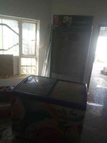 للبيع عارضات ومجمدات نضيفات وشغالات على الفحص السعر 850 وبيهن مجال الاستفسار على  ***********
