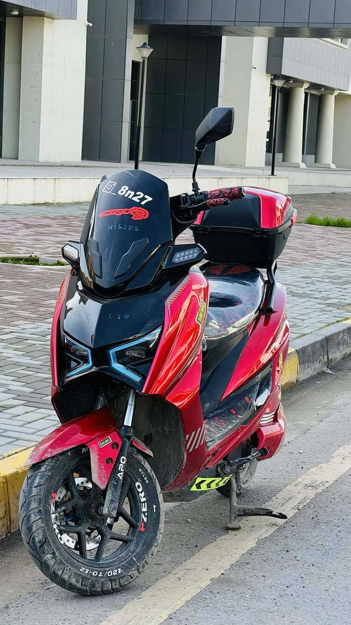 السلام عليكم ماطور ماكس وان للبيع البطاريا ليثيوم حجم الملف 3100واط بيه بلوتوث ينربط  عل مبايل يشغل اغاني وتتحمم بل اضاءا الالوان نضيف شرط جلخ مابيه  مستعمل3 تشهر  ماطور جديد مالبيت بطاريا شرط يماشيك75 حقيقي  ماطور مكفول من صريقه واصل شراه موجود سعر 1350 متوازي بيع مستعجل راقم موبايل ***********
