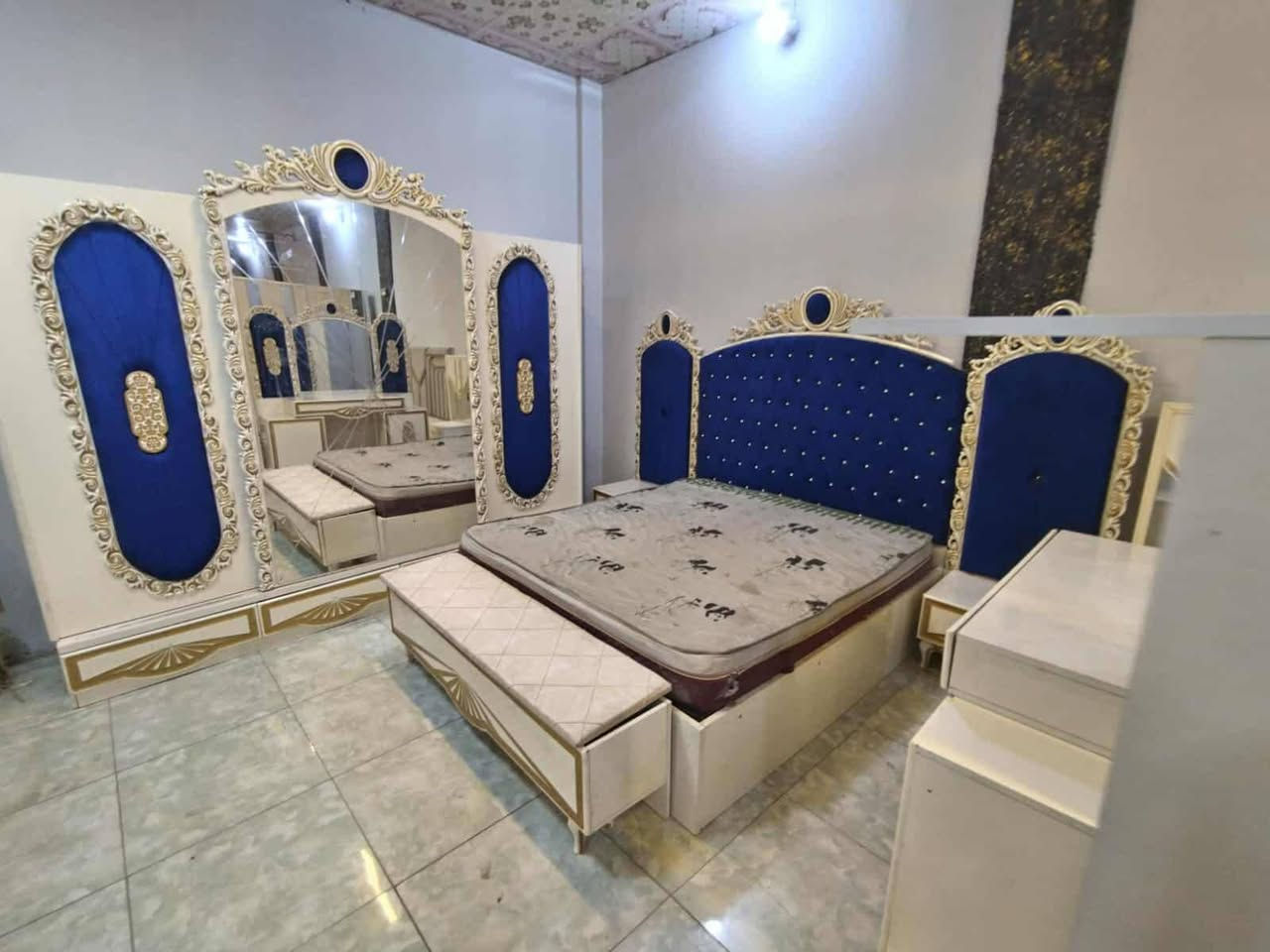 غرفه تركيه نوع الثقيل ستخدام قليل بدون اي ضرر سعر 800مكان كربلاء حي العباس رقم ***********
