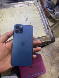 ايفون12برو ذاكره 128الشاشه مبدله بيه وفطور شغاله كلشي مابيها ومبدل بطا...