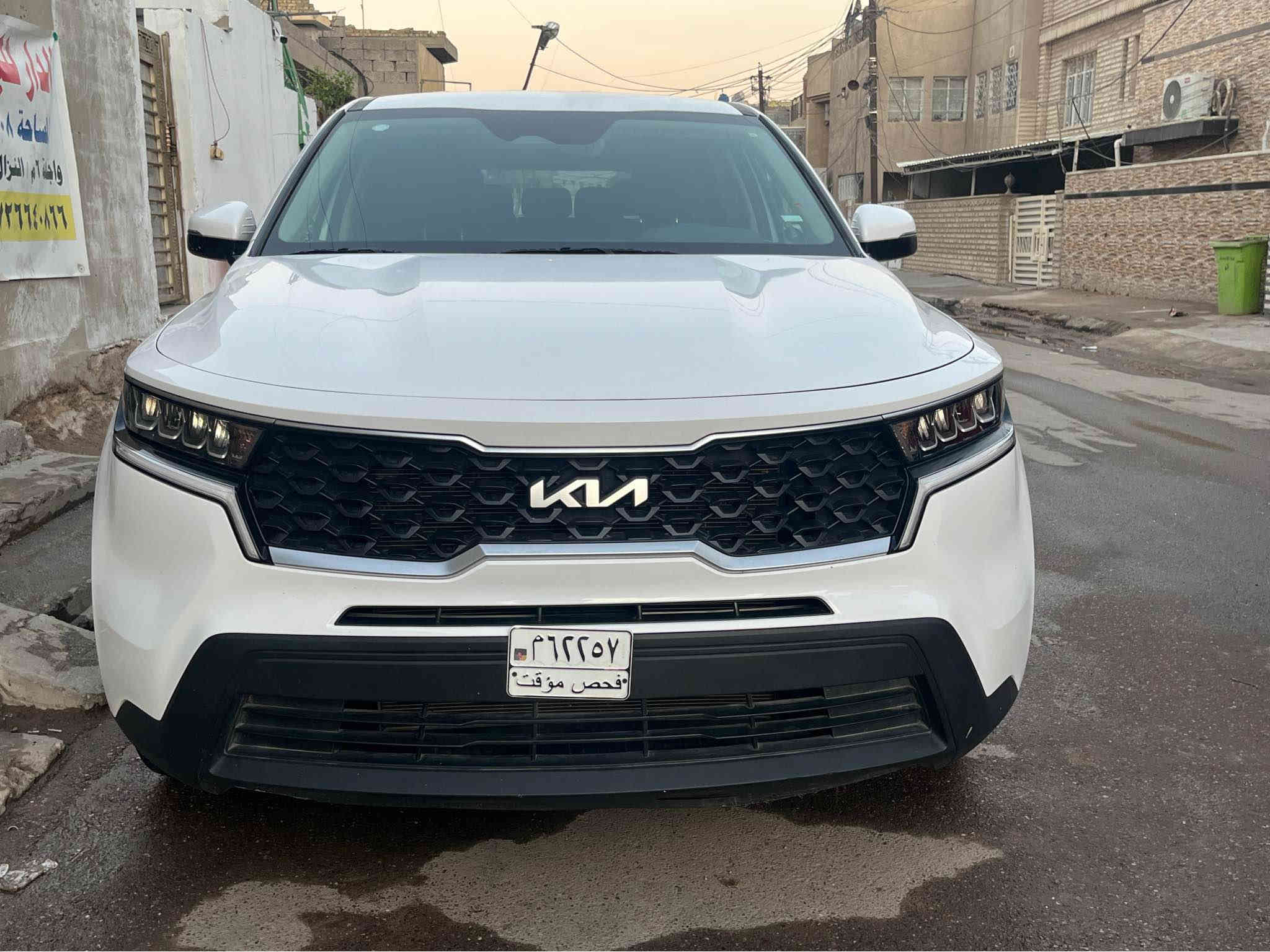 سورنتو2023 وارد امريكي مامرقم حادثها باب الصندوق على كد شبرين فقط ومبدل حجم المحرك 2500سياره ماشيه42الف سعر سياره235 مكاني بغداد الجديده شارع المسبح رقمي *********** بغداد
