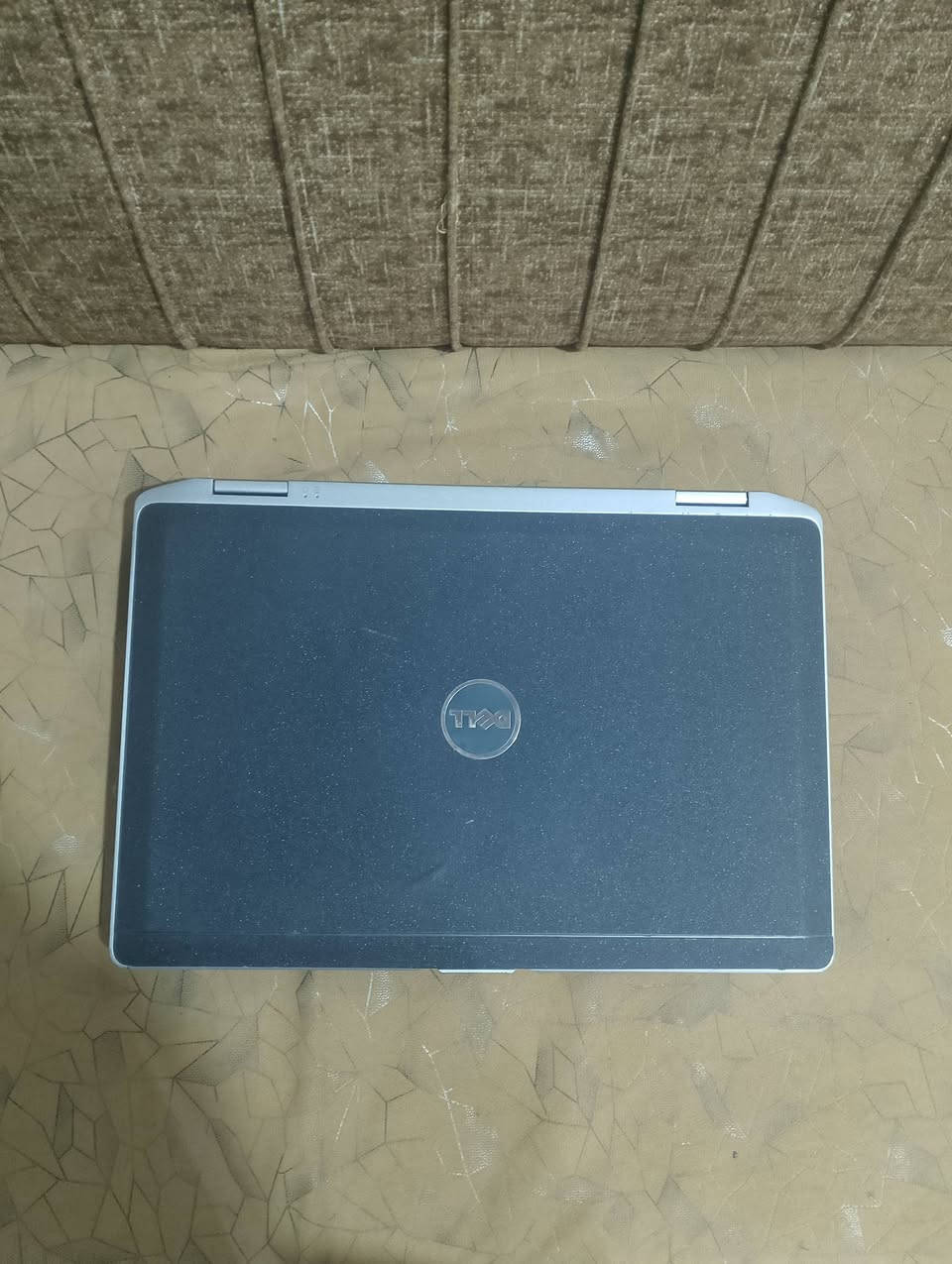 اسلام عليكم لابتوب بي خلل اشغله وره ثواني يطفي للبيع سعر 75الف بي هارد 320ورام ماعرف شكد او
مراوس شعندك نزل


**إذا كنت صاحب هذا الإعلان وتريد حذفه لأي سبب، رجاءا أرسل رسالة إلى الدعم الفني**