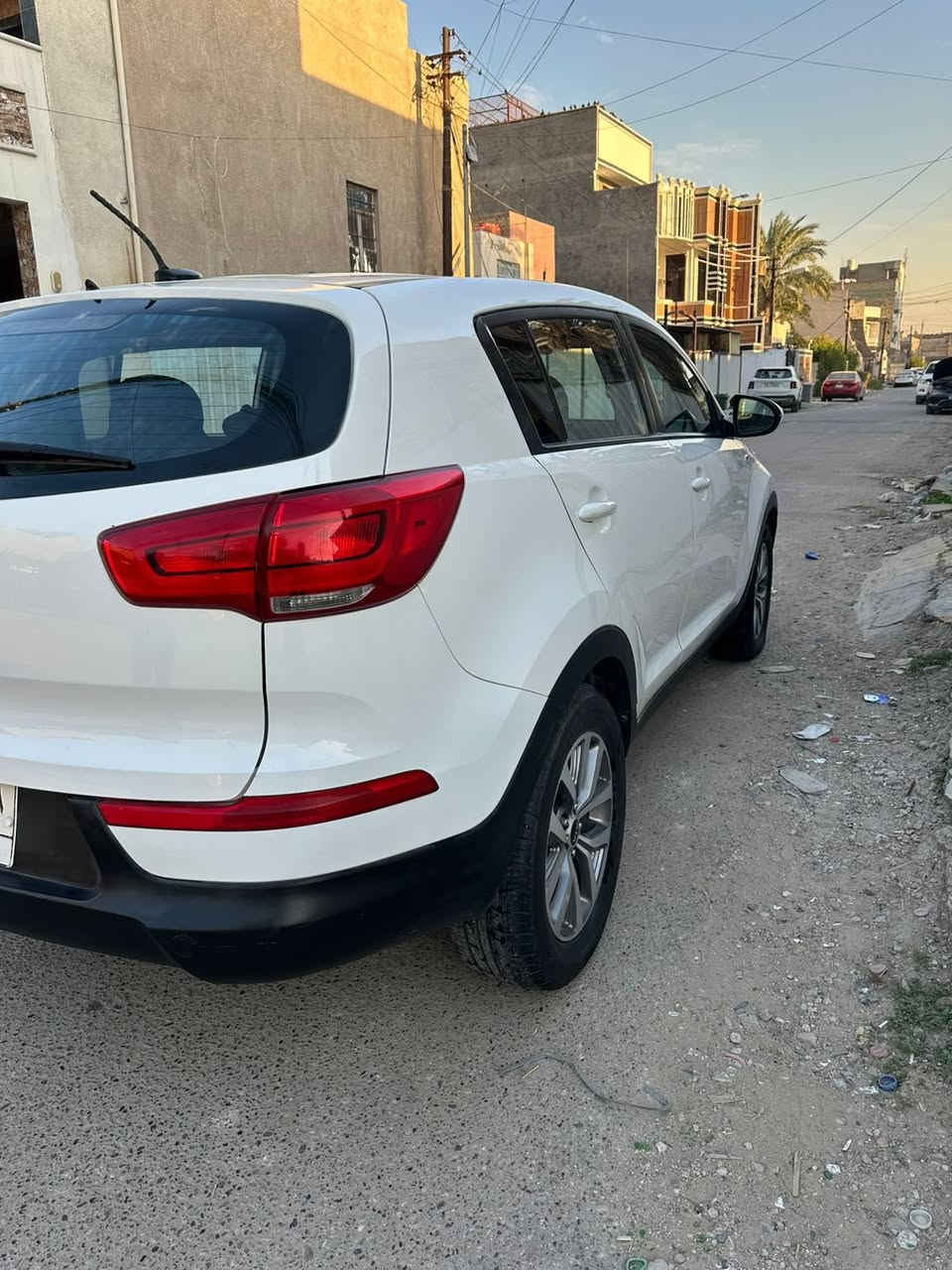 سلام عليكم
سبورتج 2016 وارد أمريكي 
حادث بابين صفحة جانب السائق 
مبدل باب والباب الثانية معمرة
مكينة 2400 Gdi
تبريد قطعتين 
بجم كبس
ماشيه 86 الف ميل حقيقي 
صور الحادث بالمنشور مع صور السونار
السعر 149 $
رقم بغداد بإسمي تحويل مباشر 
مكاني بغداد الزعفرانية
للاستفسار ***********
***********
