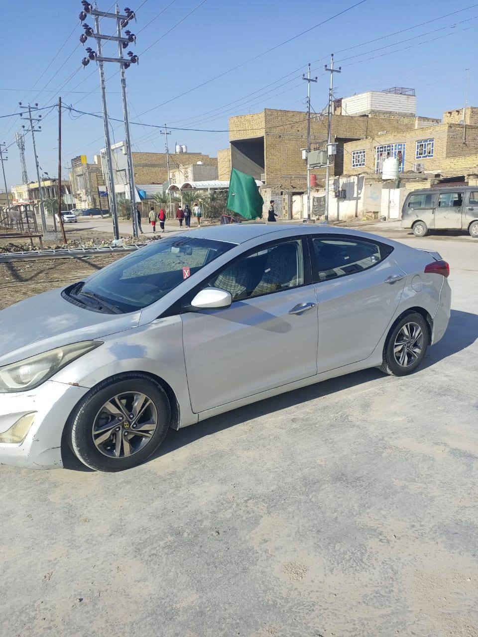 النترا امريكي موديل 16 حادث  تبديل بنيد  وجاملغ الامامي  وبيه جراد  باب والبنيد   محرك كير تبريد  وحدايديه شرط سنوية ما  منتهيه   باسمنه  ذي قار    السعر 95 بيه مجال قليل    مكلف بلنشر      اتصال على هذا الرقم ***********   مكان السياره ناصريه ناحية الفظليه
