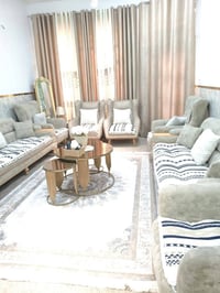 بيت للبيع • ١٧٦م • قرب شارع الحشد