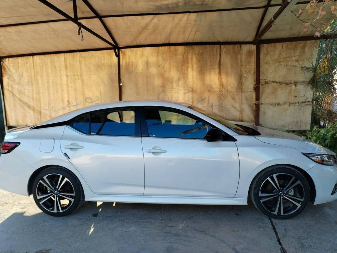 نيسان سنترا 2022
رقمها صلاح الدين ضرر بنيد فقط معاها سونار 
للتفاصيل اتصل على الرقم ***********
سعرها 143 وبيها مجال للطيبين
