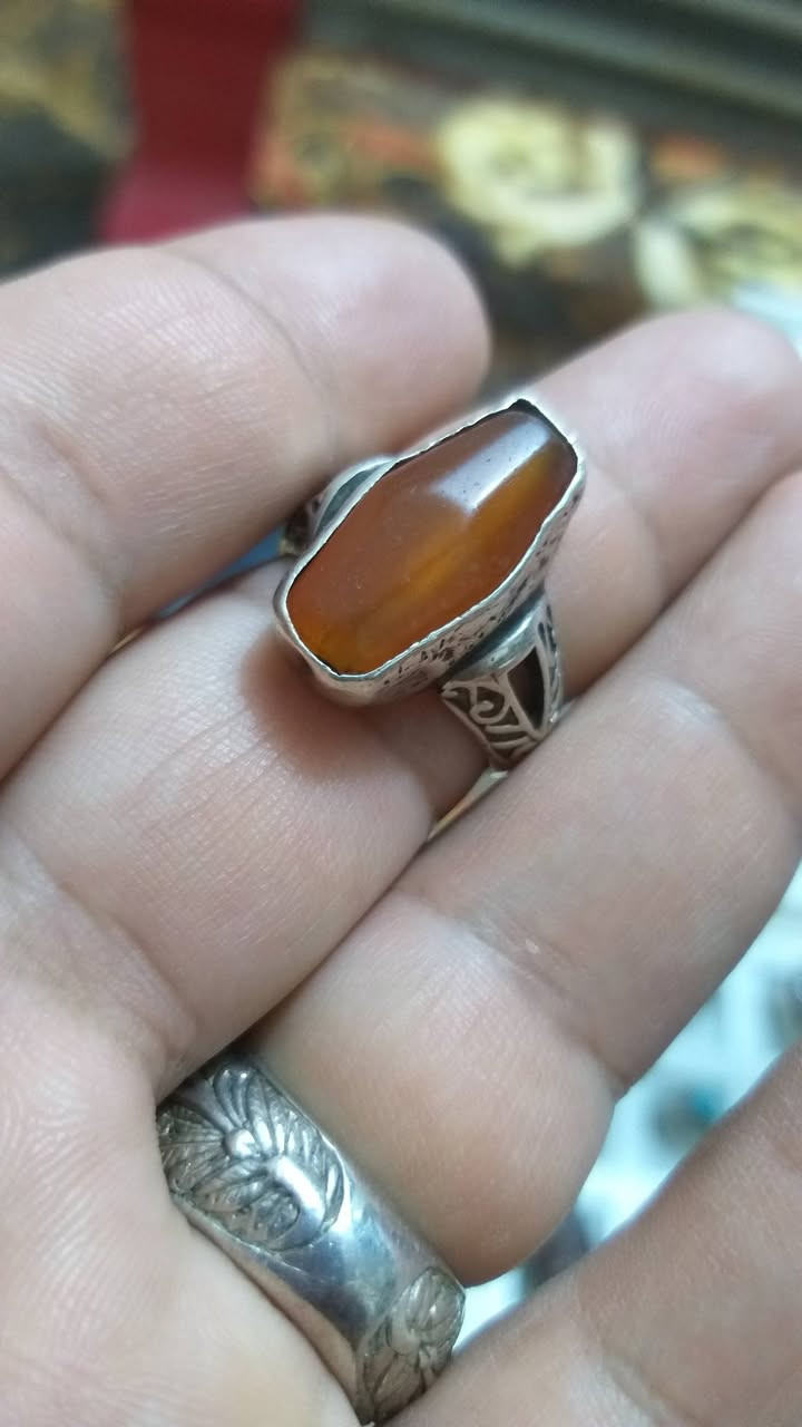 كصبه قديمه للبيع والسعر ٥٠ الف


**إذا كنت صاحب هذا الإعلان وتريد حذفه لأي سبب، رجاءا أرسل رسالة إلى الدعم الفني**