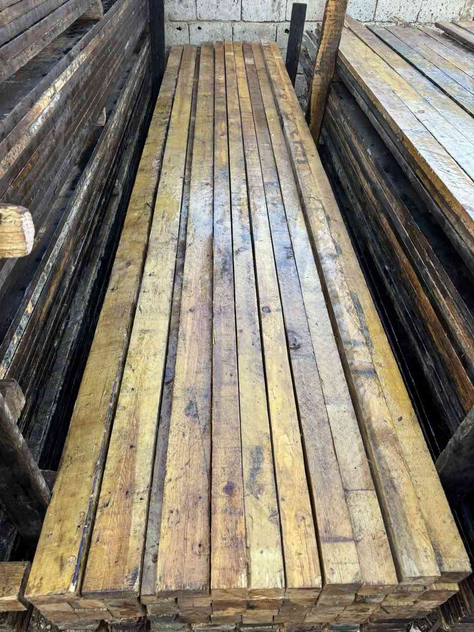 قالب خشب لبيع انج تارس روسي عدد 18 مكعب ونص ( شغلتين وثلاث شغلات) ***********
