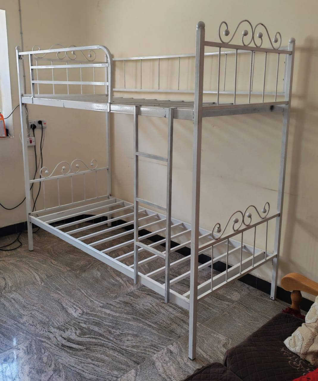 عدي سرير طابقين 90×200للبيع


**إذا كنت صاحب هذا الإعلان وتريد حذفه لأي سبب، رجاءا أرسل رسالة إلى الدعم الفني**