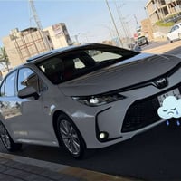 كورلا هايبرد شكل الخليجي موديل 2025  داخل احمر كرسي كهرباء فول مواصفات...