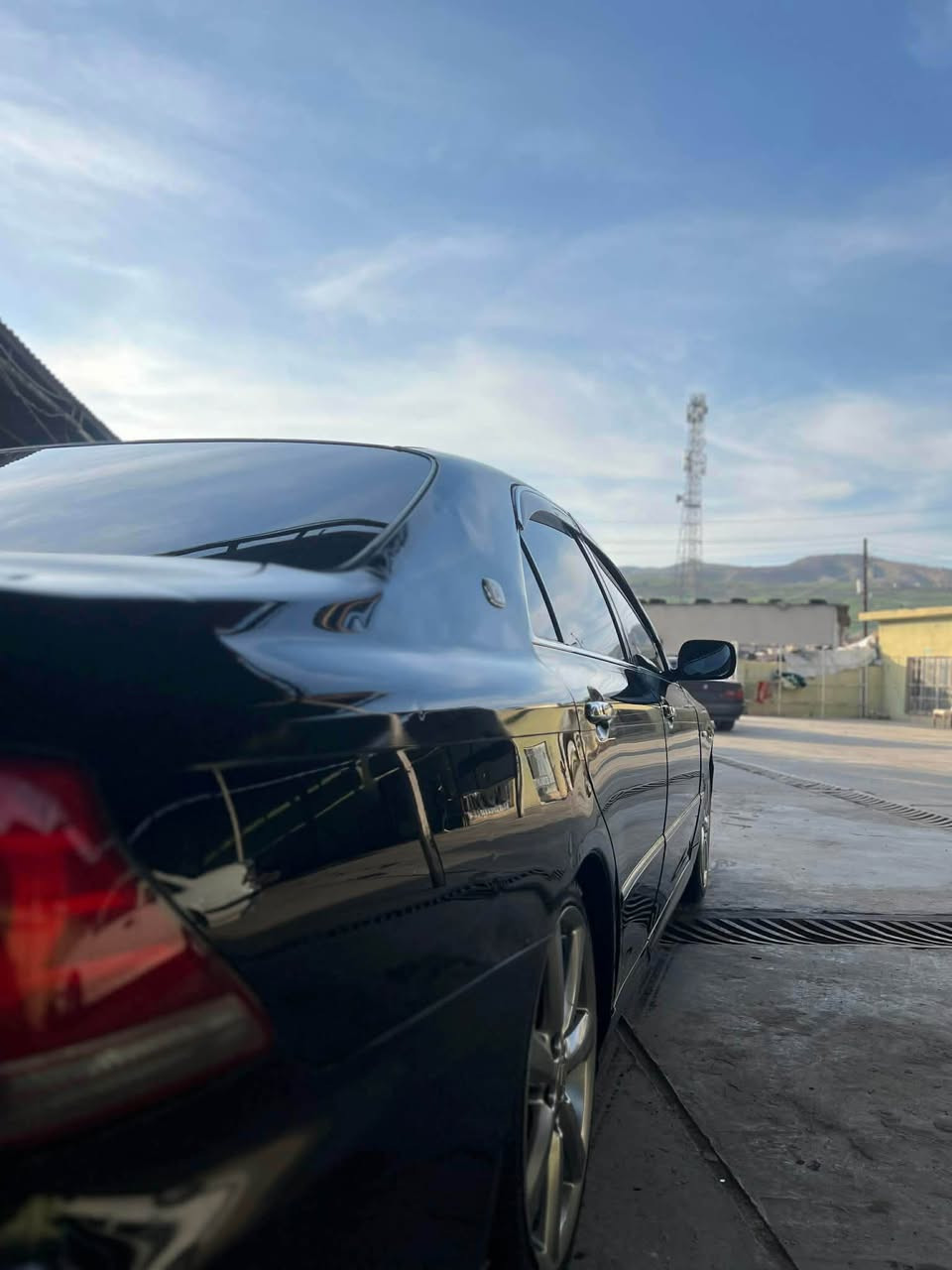 شاهینە 2005 بڕاوە بڕاوە بۆ فرۆشتن رةشی قەتران🖤👌🏻
180 بچوک 3 دووگمە ئەتڵەت ناو ڕەش فۆرمیکا 
سوکان عەزەڵە سوکان حەیزەران 
ناوچە کوێر ئاوێنە کارەباو شەفتە
کوشن کارەبا سوکان ڤۆلێۆم شاشە 
ویل دینگە چوار تایەی لۆک 
سەقفی شوشە 
ڕەنگ گۆڕای بەشەرت سەقف بۆیاخ بەشەرت 
داعمو لێدراوی نییە 
کەڤەر گۆڕای بەشەرت 
خایسی بەشەرت هەموو گیانی بەشەرت 
شەپۆڵ و قەپوو قۆپ بەشەرت 
گێڕو مەکینە بەشەرت تەقەو رەقەی بەشەرت 
هەموو گیانی بەشەرت 
چرکەو (100$) کامل جاهیزە تەبرید ساردو گەرم بەشەرت هەمووی ئیش دەکات گڵۆپی ناو گێچی هیچ پێنیە برێکی بەستراوە 
کامل هەموو گیانی مەسرەف کراوە هەمووی جاهیزە و بەشەرتە 
بۆ زانیاری زیاتر پەیوەندی بکە لە خزمەت دام شوێن کۆیە ***********ڤایبەر و وەتس ئاپیشی كويسينجاك, أربيل
