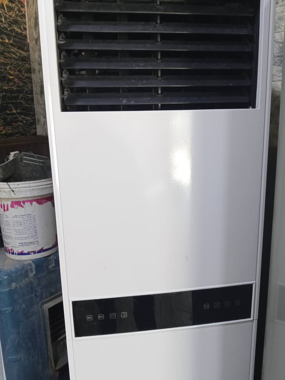 سبالت كنتوري للبيع طنين ونص شرط الشغل والضمان الاسعار 450 مع التنصيب العنوان شارع البسود للتواصل خاص


**إذا كنت صاحب هذا الإعلان وتريد حذفه لأي سبب، رجاءا أرسل رسالة إلى الدعم الفني**