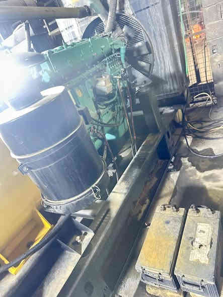 السلام عليكم موقع مولد للبيع يحتوي على مكائن اثنين دي اس واشتاير ١٢ولف كهربائي جديد تحتوي علي حصه وقوديه ٢٥٠ كايفي وتحتوي على خزانين واحد عشرة الاف وثاني الافين الحمل الواقع ٤٥٠ انبير موقع البيع الحميديه المعسكر الاستفسار اتصل على هذا رقم 👈🏼***********
